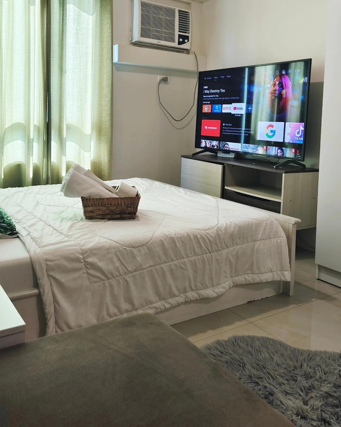Aparthotel The Beacon Makati By Christine Ph Manila