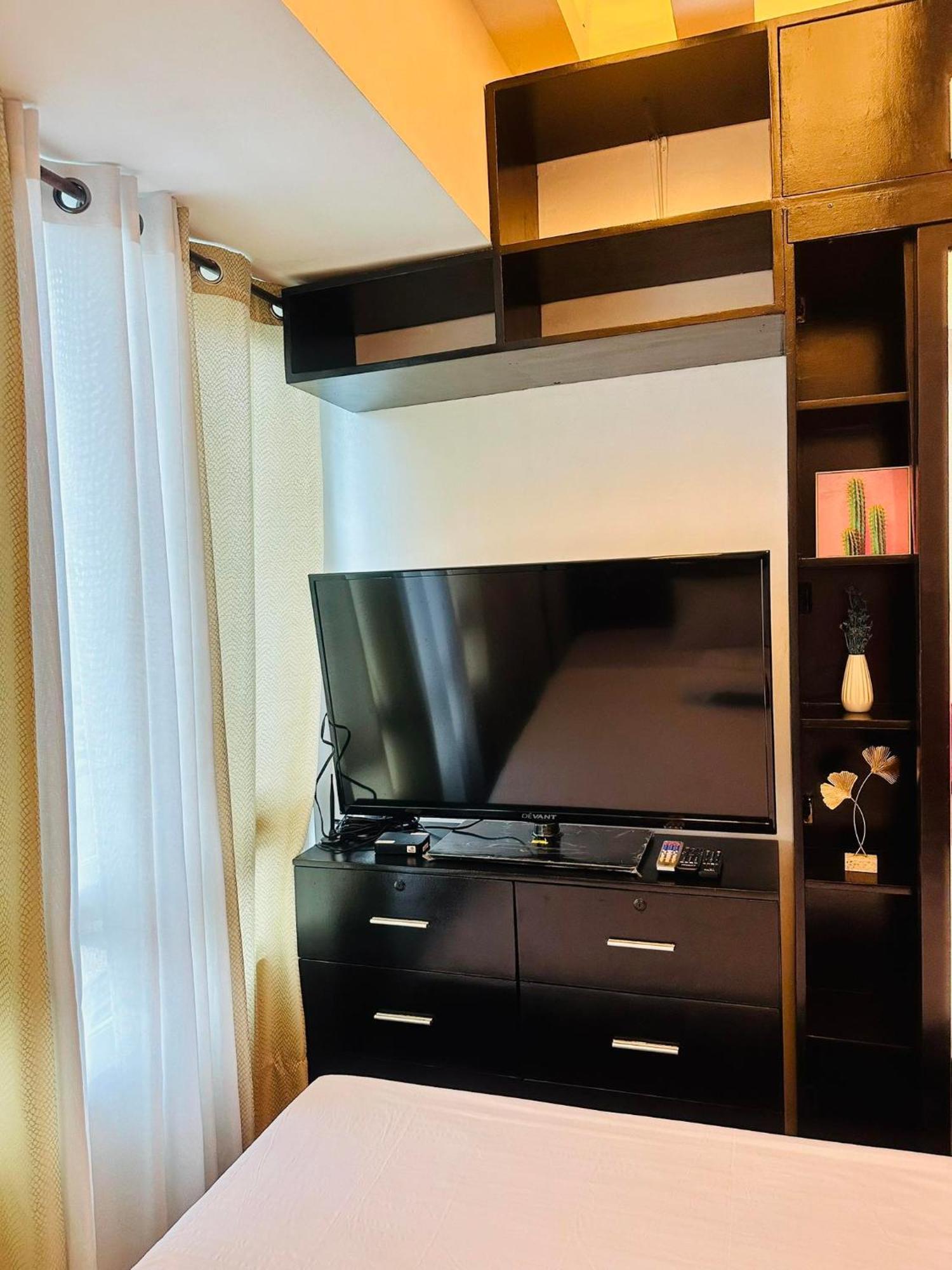Aparthotel The Beacon Makati By Christine Ph Manila